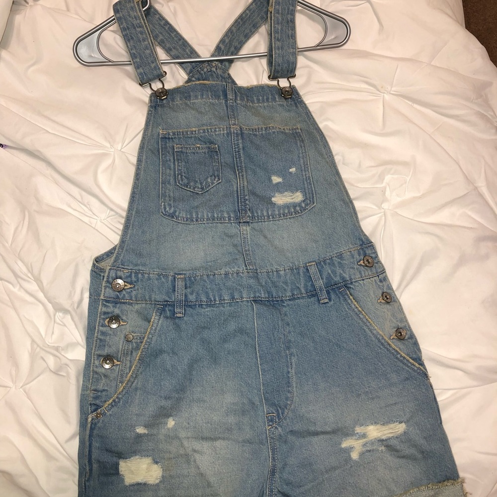 Denim light wash short overalls